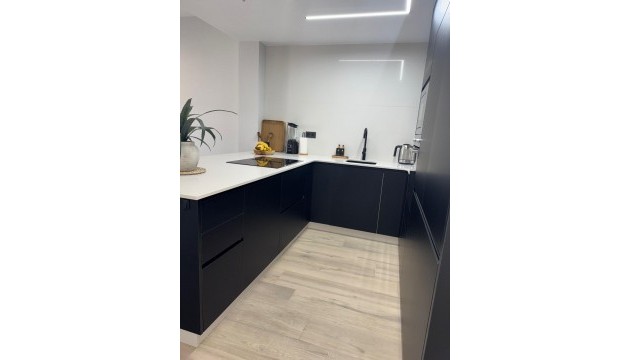 Resale - Apartment - Orihuela Costa - Punta Prima
