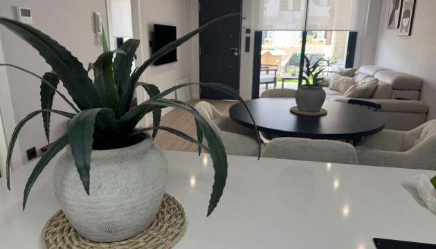 Resale - Apartment - Orihuela Costa - Punta Prima