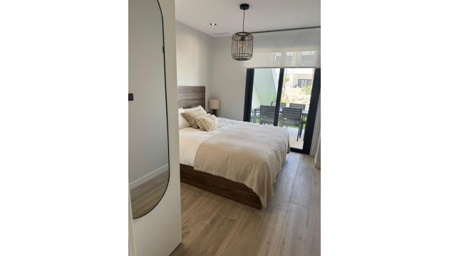 Resale - Apartment - Orihuela Costa - Punta Prima