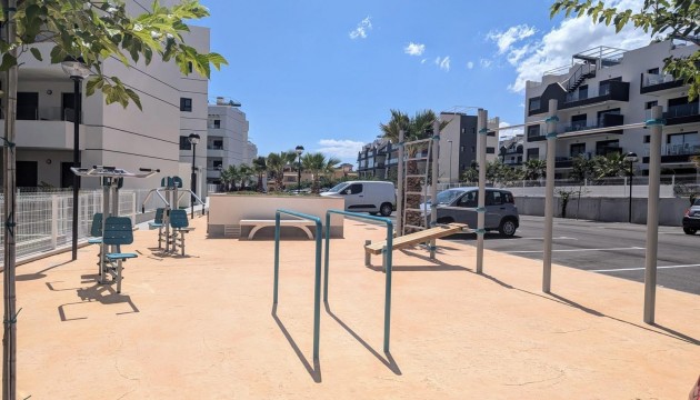 Resale - Apartment - Orihuela Costa - Villamartín