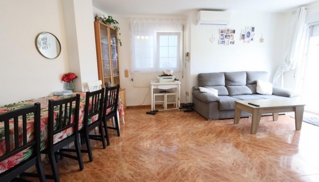 Resale - Apartment - Torrevieja - La Siesta - El Salado -  Torreta