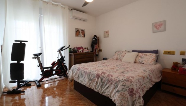 Resale - Apartment - Torrevieja - La Siesta - El Salado -  Torreta