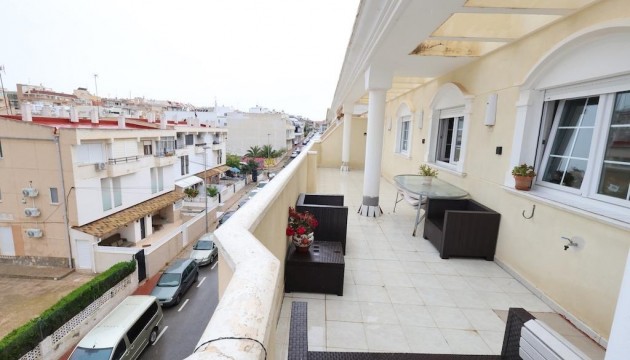 Resale - Apartment - Torrevieja - La Siesta - El Salado -  Torreta