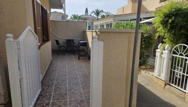 Resale - Apartment - Orihuela Costa - Playa Flamenca