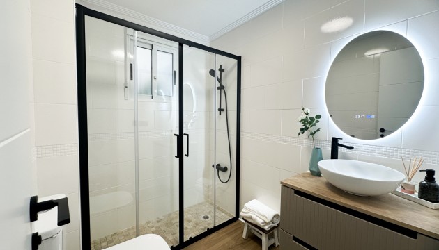 Resale - Apartment - Orihuela Costa - Playa Flamenca