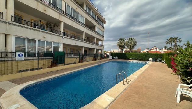 Resale - Apartment - Orihuela Costa - Playa Flamenca