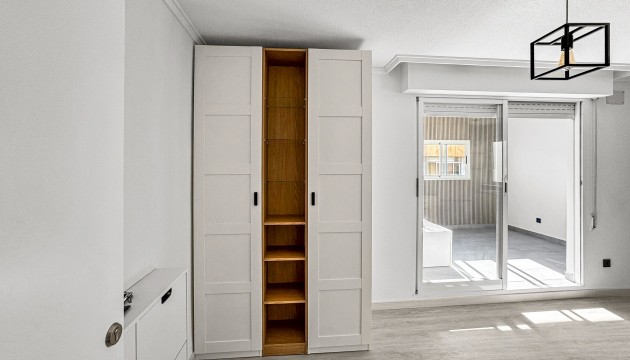 Resale - Apartment - Torrevieja