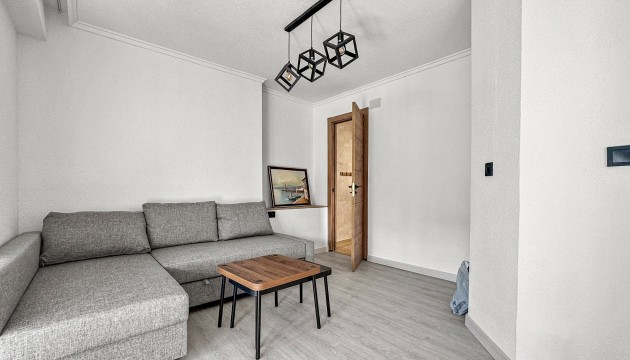 Resale - Apartment - Torrevieja
