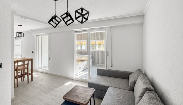 Resale - Apartment - Torrevieja
