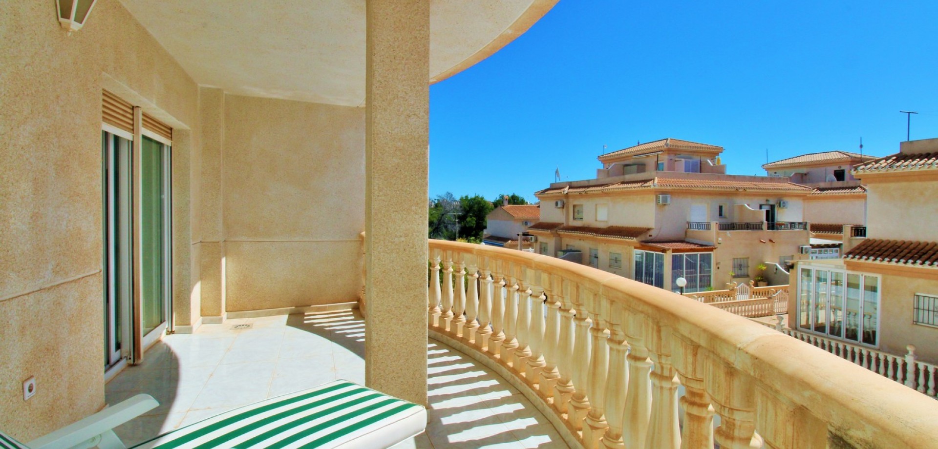 Apartment in Playa Flamenca - Image 3