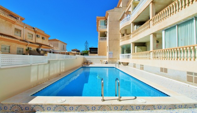 Herverkoop - Apartment - Orihuela Costa - Playa Flamenca
