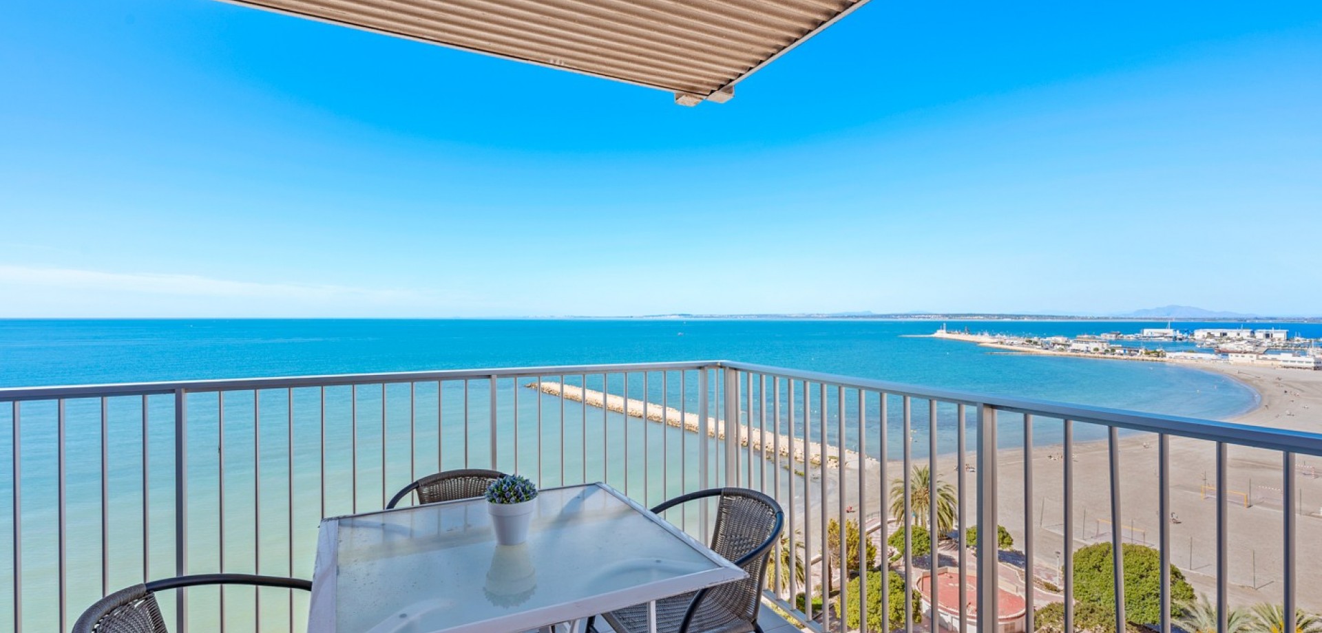 Apartment in Santa Pola - view 1