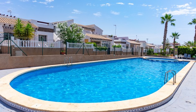 Herverkoop - Herenhuis - Torrevieja - Punta Prima