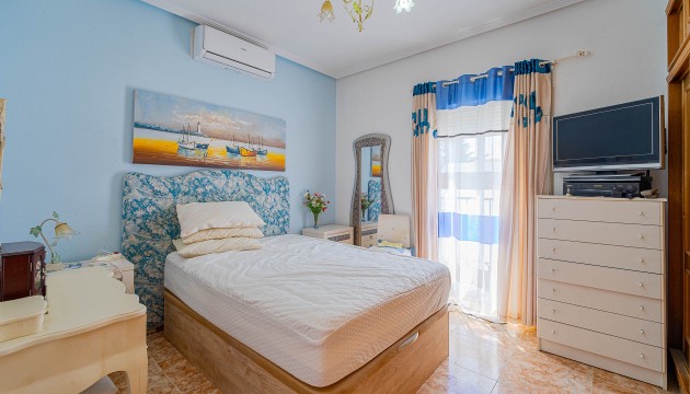 Herverkoop - Herenhuis - Torrevieja - Punta Prima
