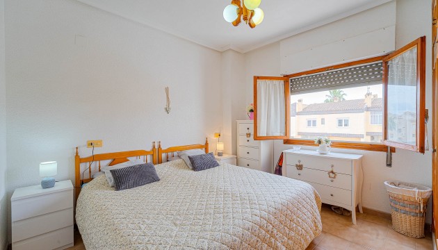 Перепродажа - Квартира - Orihuela Costa - Punta Prima