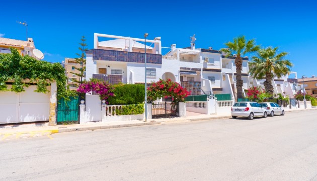 Перепродажа - Квартира - Orihuela Costa - Punta Prima
