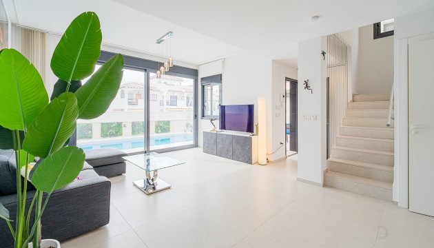 Wiederverkauf - Detached Villa - Orihuela Costa - Punta Prima