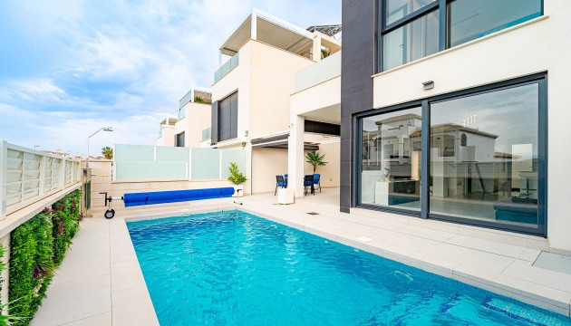 Wiederverkauf - Detached Villa - Orihuela Costa - Punta Prima