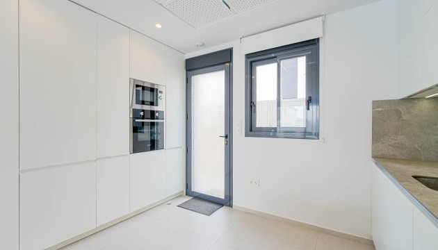 Wiederverkauf - Detached Villa - Orihuela Costa - Punta Prima