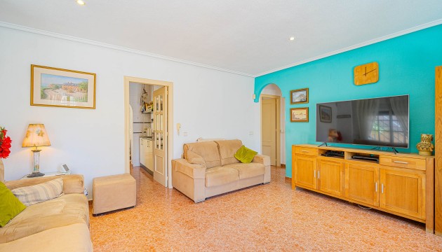 Перепродажа - отдельная вилла - Orihuela Costa - Punta Prima