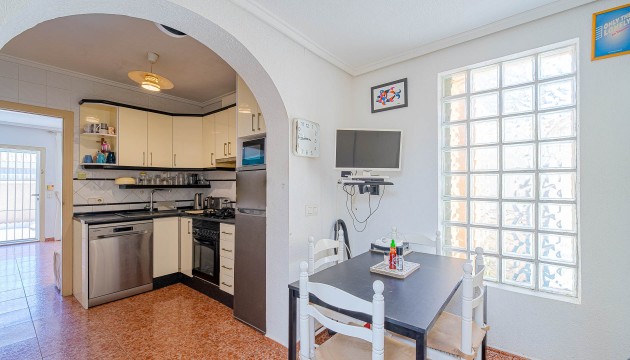 Перепродажа - отдельная вилла - Orihuela Costa - Punta Prima