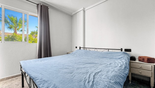 Videresalg - Tosidig - Torrevieja - Nueva Torrevieja - Aguas Nuevas