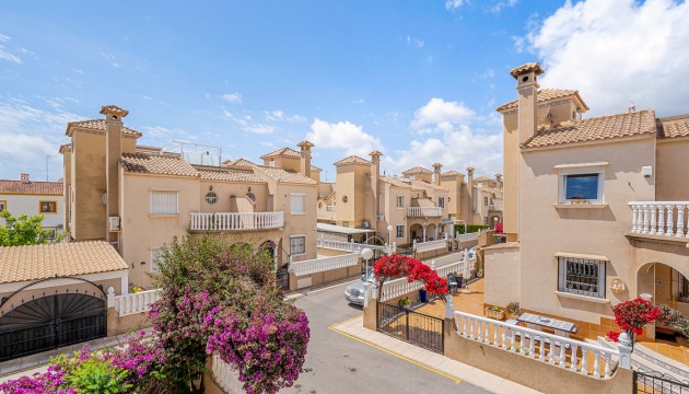 Videresalg - Rekkehus - Orihuela Costa - Playa Flamenca