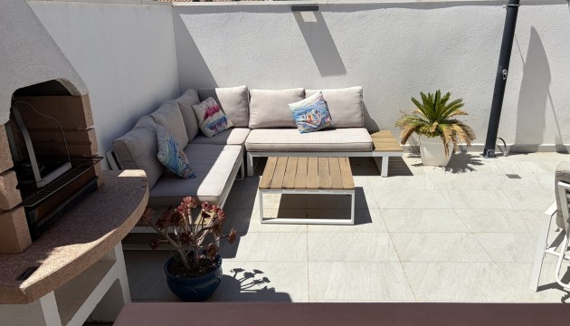 Videresalg - Detached Villa - Orihuela Costa - Villamartín