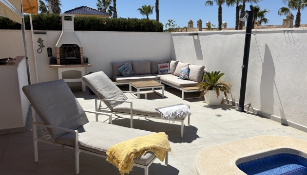 Videresalg - Detached Villa - Orihuela Costa - Villamartín