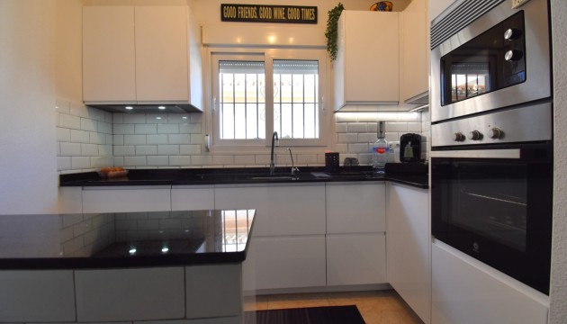 Videresalg - Detached Villa - Orihuela Costa - Playa Flamenca