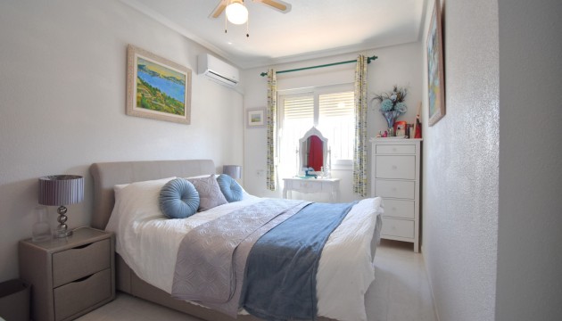 Videresalg - Detached Villa - Orihuela Costa - Playa Flamenca