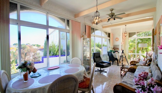 Videresalg - Detached Villa - Orihuela Costa - Villamartín