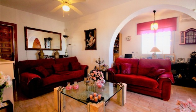 Videresalg - Detached Villa - Orihuela Costa - Villamartín