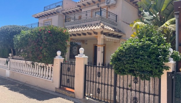 Перепродажа - House - Orihuela Costa - La Regia