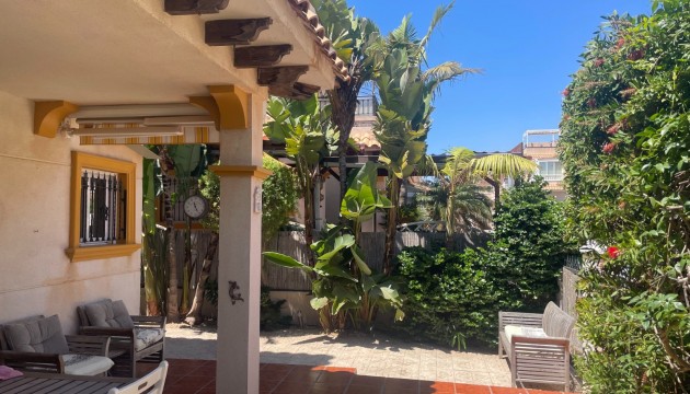 Odsprzedaż - Detached Villa - Orihuela Costa - La Regia