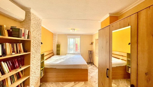 Resale - Country House - Crevillente