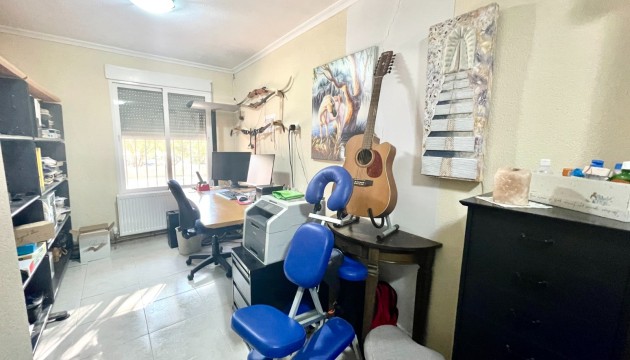 Resale - Country House - Crevillente