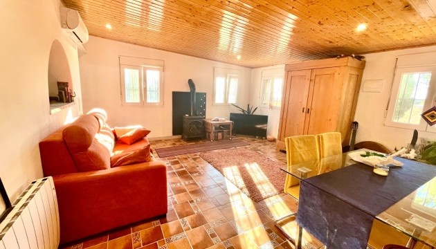 Resale - Country House - Crevillente