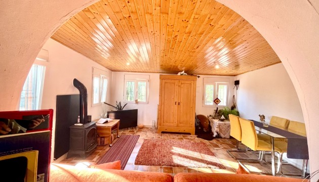 Resale - Country House - Crevillente