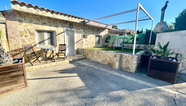 Resale - Country House - Crevillente