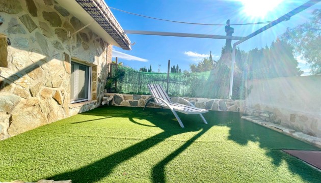 Resale - Country House - Crevillente
