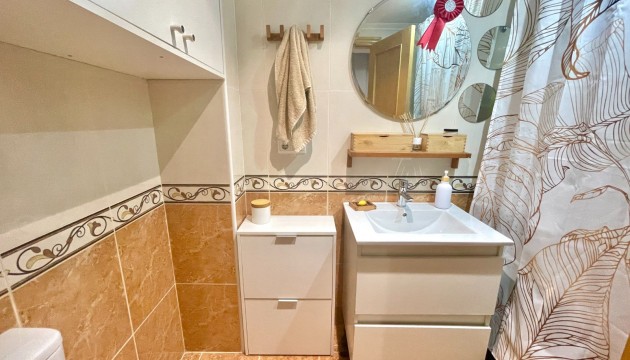 Herverkoop - Apartment - Almoradi