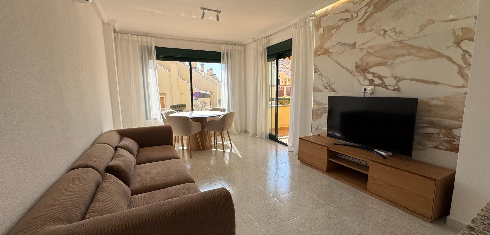 Apartment in Villamartin - view 1