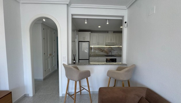 Wiederverkauf - Apartment - Orihuela Costa - Villamartín
