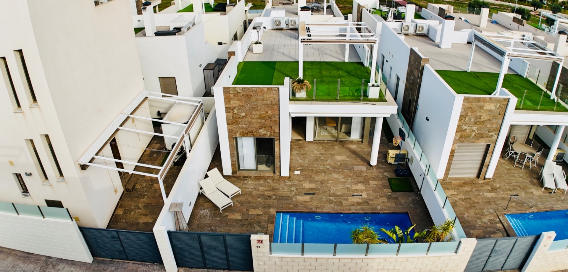 House in Los Dolses - view 1