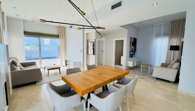 Wiederverkauf - Detached Villa - Orihuela Costa - Los Dolses