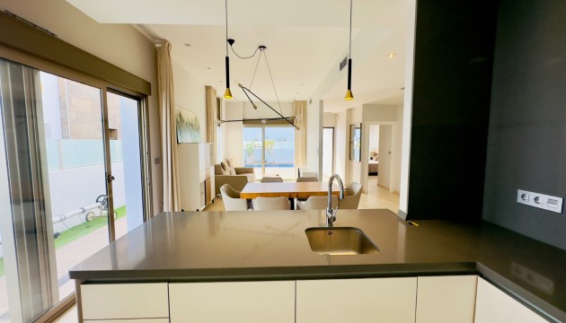 Wiederverkauf - Detached Villa - Orihuela Costa - Los Dolses