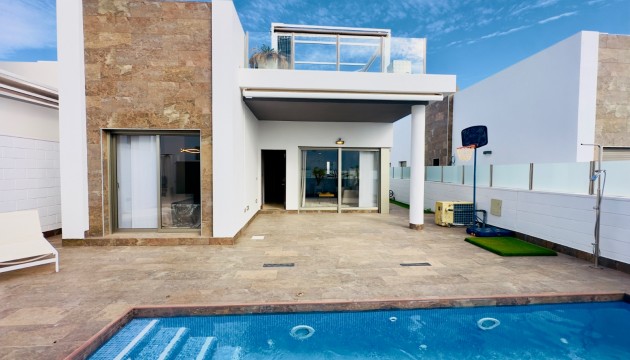 Wiederverkauf - Detached Villa - Orihuela Costa - Los Dolses