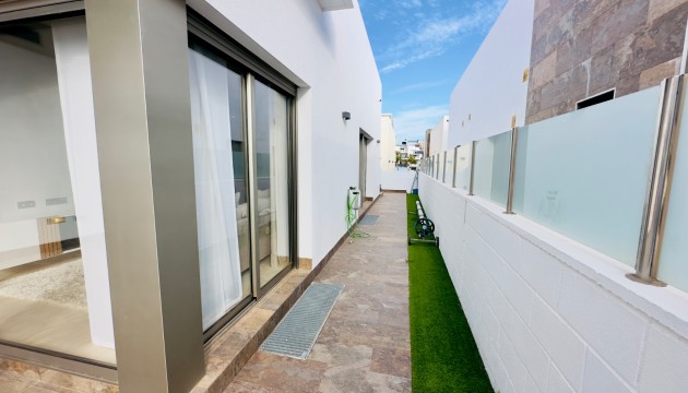 Wiederverkauf - Detached Villa - Orihuela Costa - Los Dolses