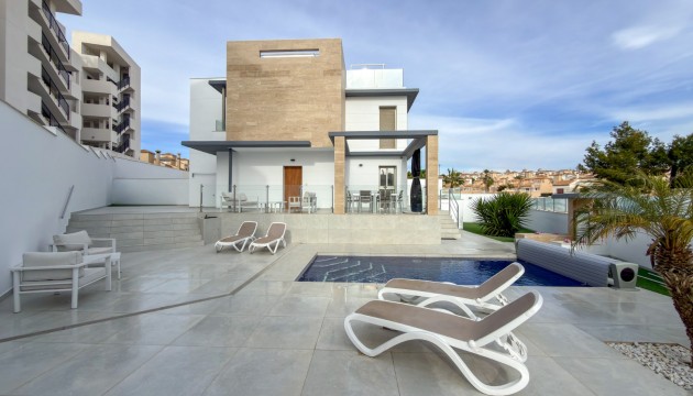 Wiederverkauf - Detached Villa - Orihuela Costa - Villamartín